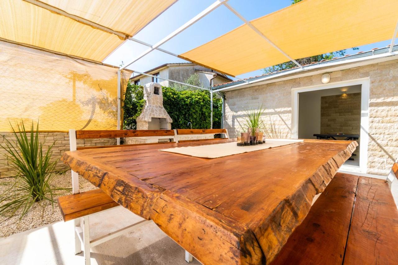 Villa Ostone Pula Ngoại thất bức ảnh