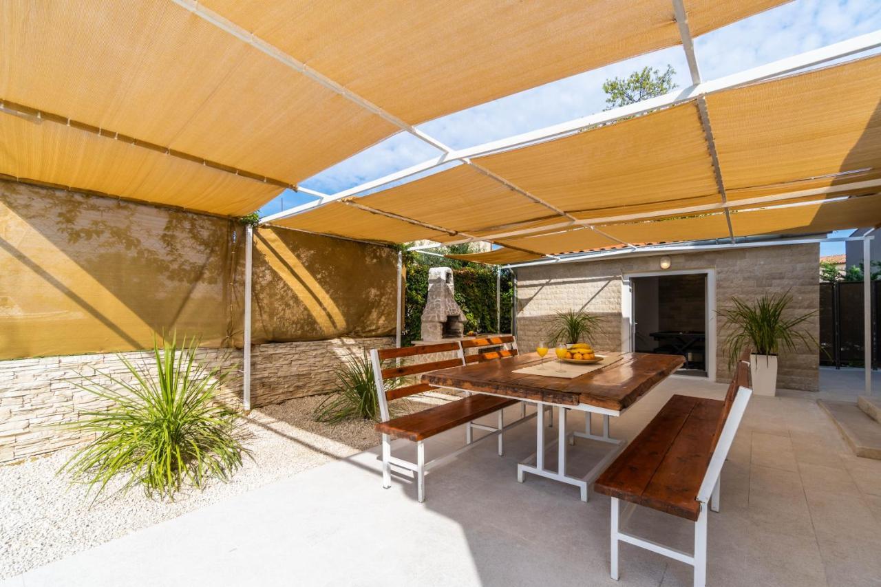 Villa Ostone Pula Ngoại thất bức ảnh