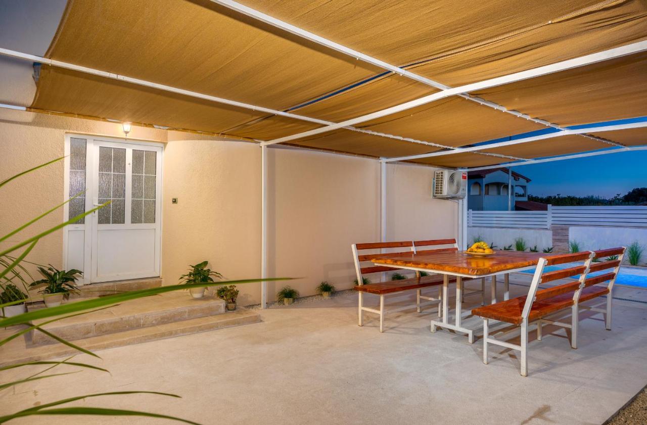 Villa Ostone Pula Ngoại thất bức ảnh
