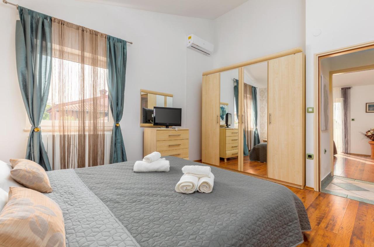 Villa Ostone Pula Ngoại thất bức ảnh