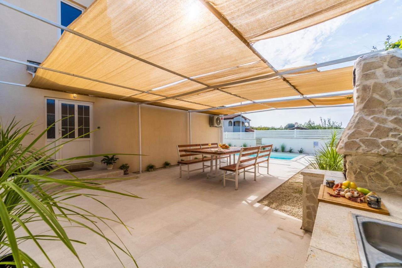 Villa Ostone Pula Ngoại thất bức ảnh